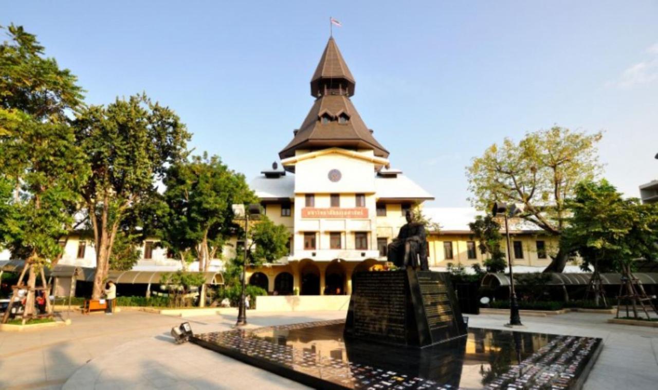 Nouvo City Hotel Bangkok Exterior photo